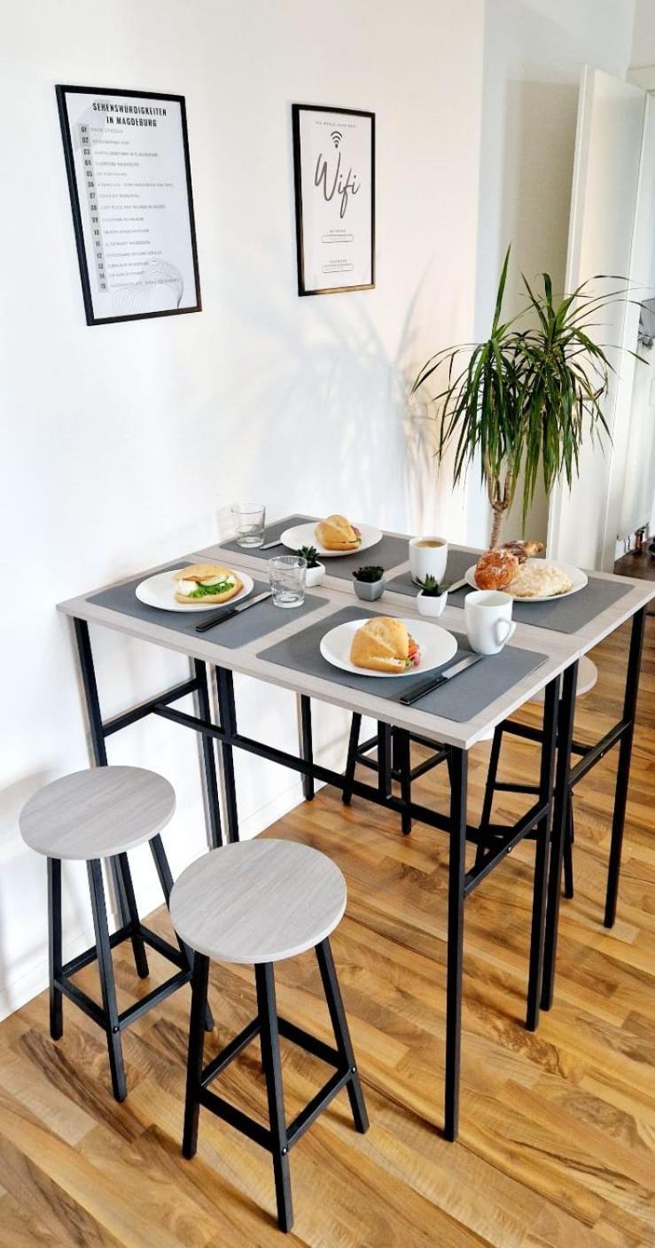 מגדבורג The World, Stilvolles Apartment, Stadtzentral, Parking Free, Late Check In מראה חיצוני תמונה