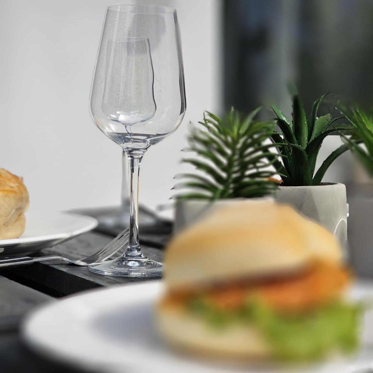מגדבורג The World, Stilvolles Apartment, Stadtzentral, Parking Free, Late Check In מראה חיצוני תמונה